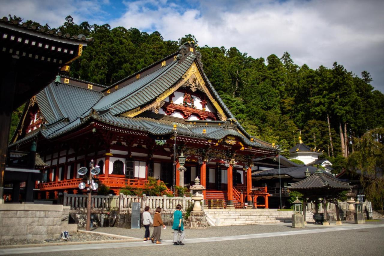宿坊 端場坊｜Temple Hotel Habanobo Minobu Bagian luar foto