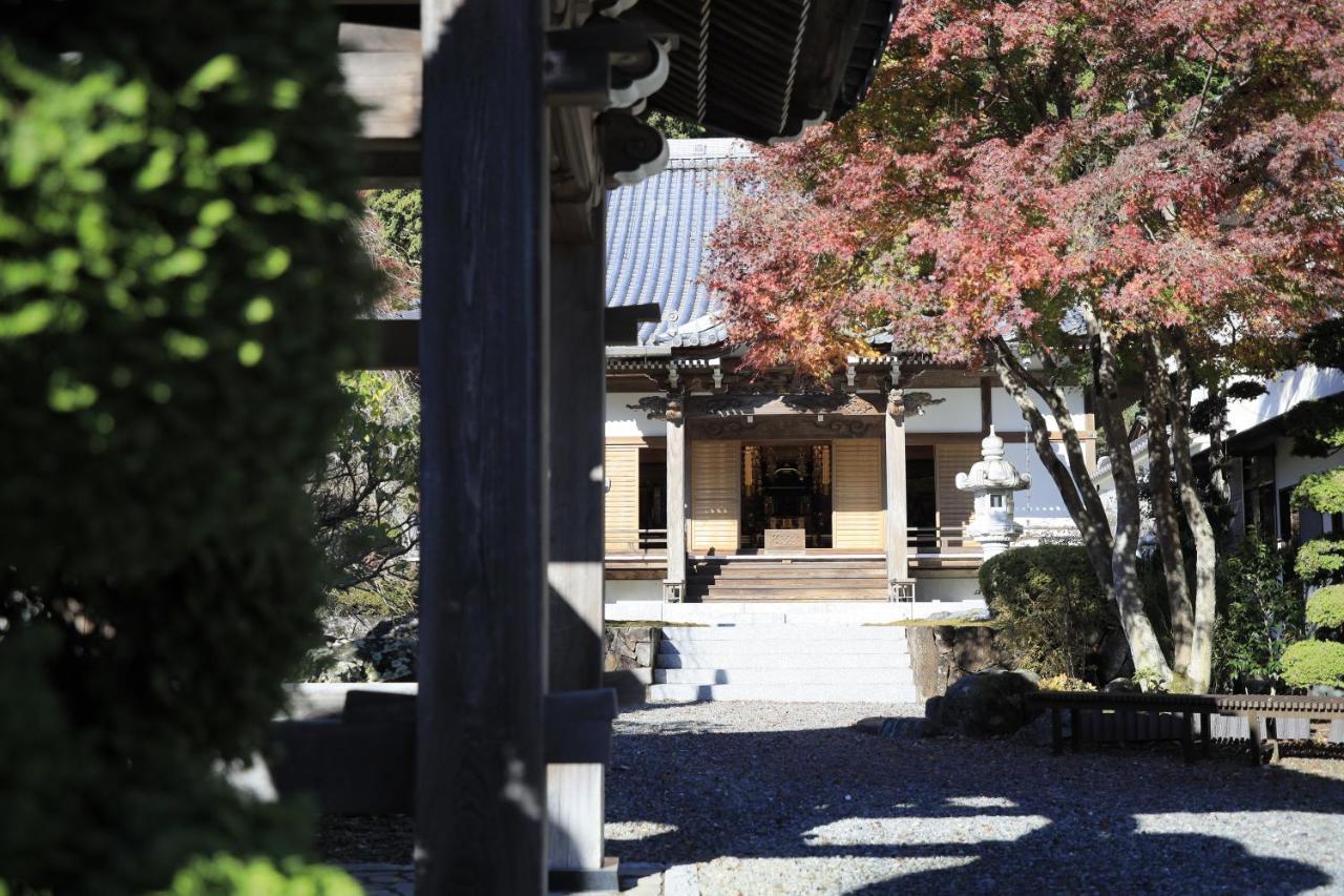 宿坊 端場坊｜Temple Hotel Habanobo Minobu Bagian luar foto
