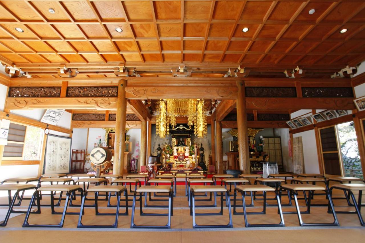 宿坊 端場坊｜Temple Hotel Habanobo Minobu Bagian luar foto